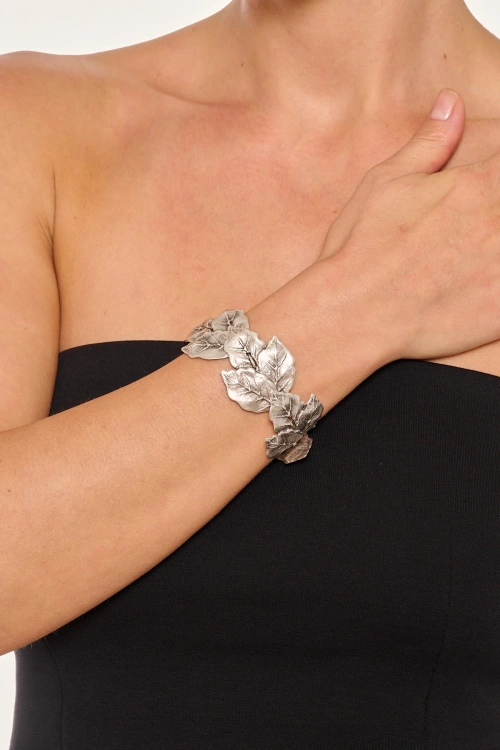 Kiraz Silver Plated Leaf Bracelet