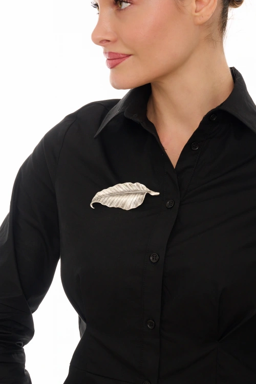 Kiraz Silver Plated Leaf Brooch