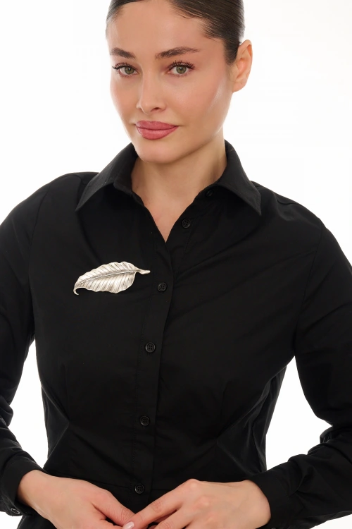 Kiraz Silver Plated Leaf Brooch