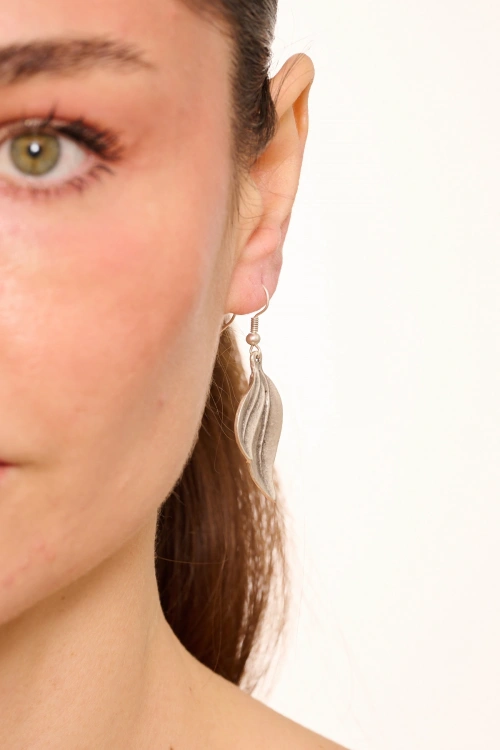 Kiraz Silver Plated Leaf Earring