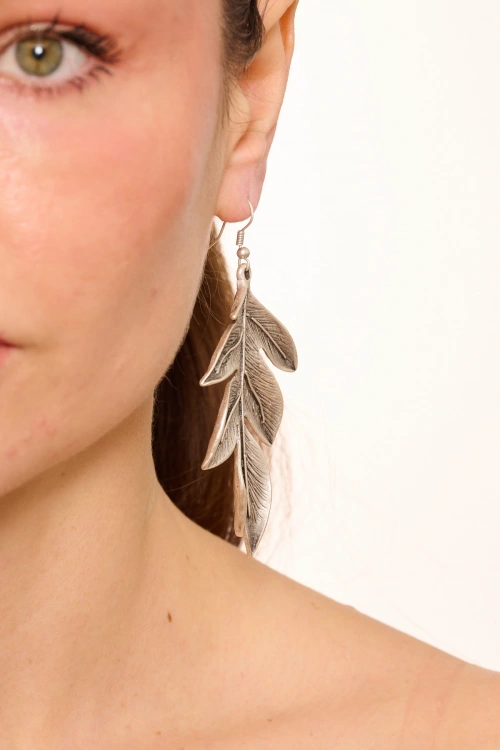 Kiraz Silver Plated Leaf Earring