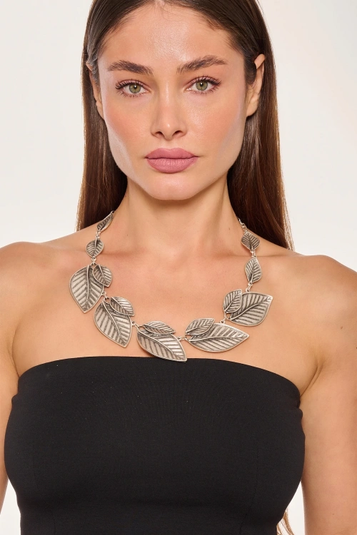 Kiraz Silver Plated Leaf Necklace