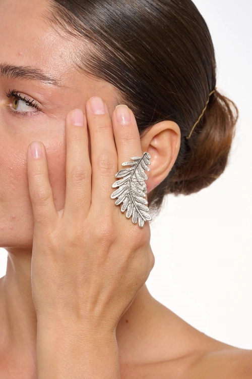 Kiraz Silver Plated Leaf Ring