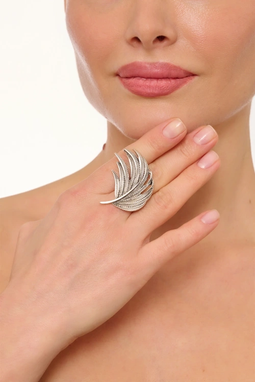Kiraz Silver Plated Leaf Ring