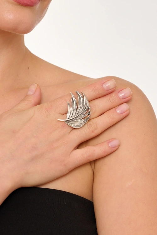 Kiraz Silver Plated Leaf Ring