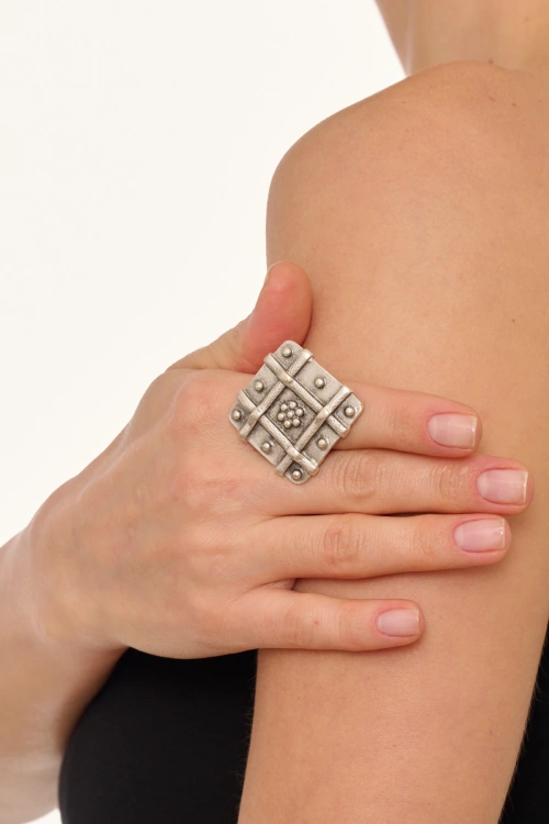 Kiraz Silver Plated Flower Ring