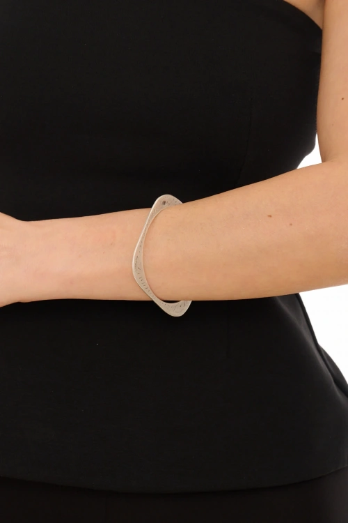 Kiraz Silver Plated Square Bracelet