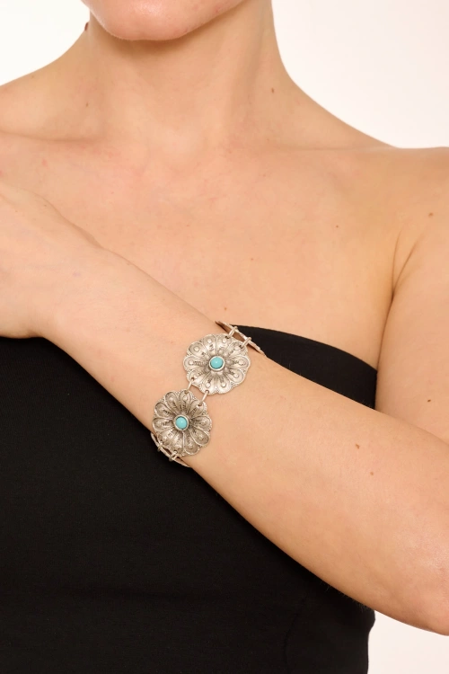 Kiraz Turquoise Stoned Silver Plated Flower Bracelet