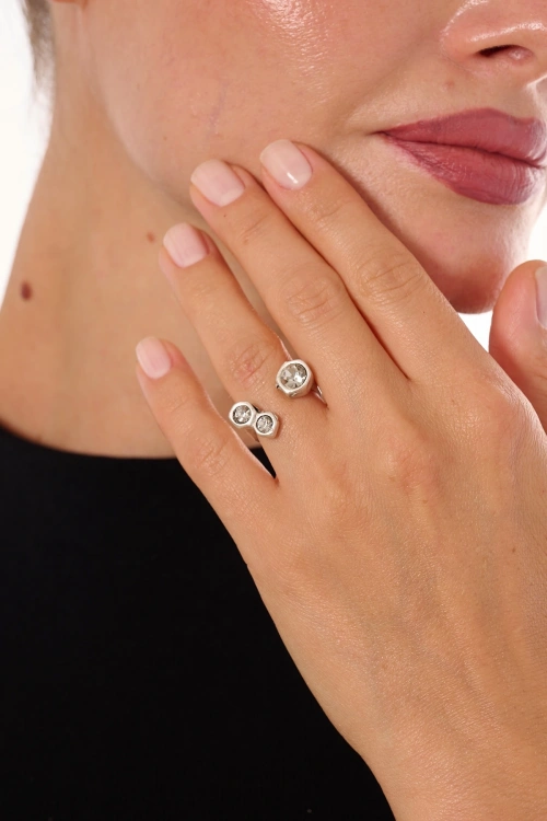 Kiraz White Crystal Stoned Silver Plated Ring