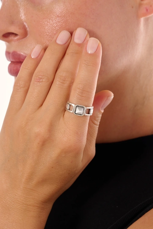 Kiraz White Stoned Silver Plated Ring
