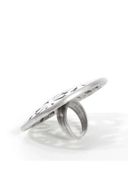 Multi Flower Pattern Large Ring