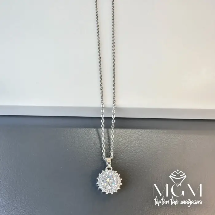 Rodyum Zirkon Taşlı Zincir Çelik Uç Kısmı Pirinç Kolyeler 40 + 5 Cm Uzatma Payı - Kl0119