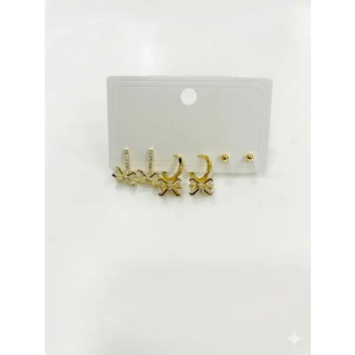 Fiyonk Detaylı Sallantılı Altılı Küpe - Kp00596