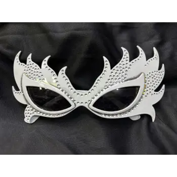 Taşlı Göz Kamaştıran Gecenin Yıldızı Beyaz Parti Alev Gözlük