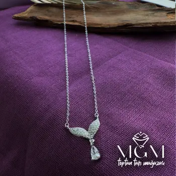 Zirkon Su Damlası Taşlı Kanat Kolye - Kl0015