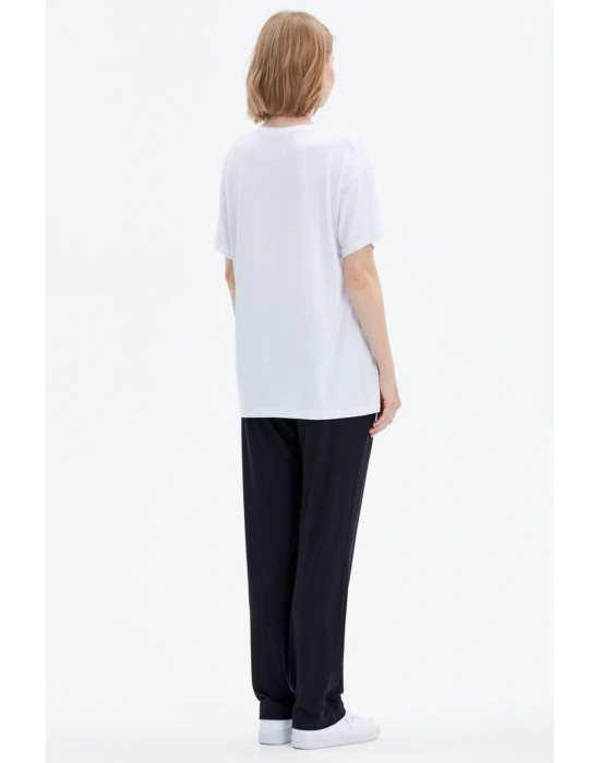 Nakış Detaylı Kadın Penye Takım  Beyaz  Siyah