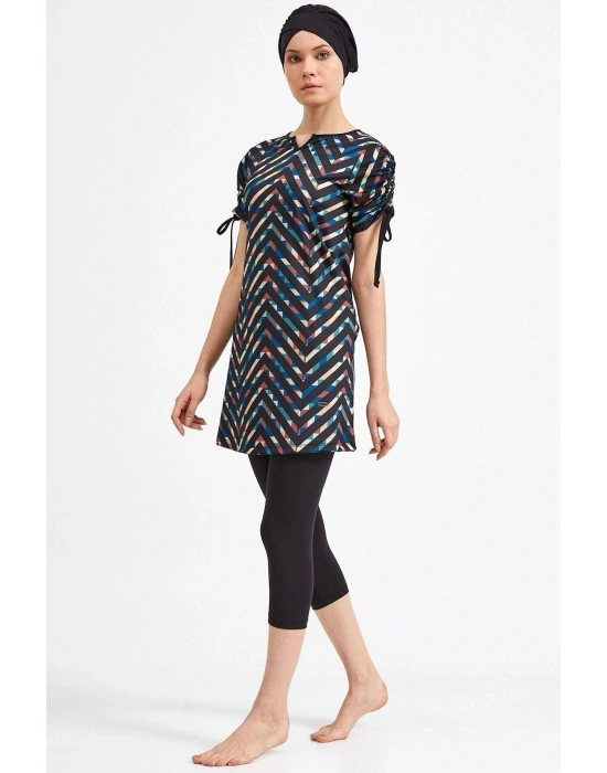 Kadın Yarı Kapalı Kısa Kol Siyah Tesettür Mayo 3410