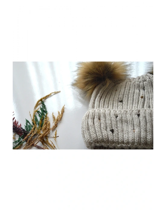 Çift Ponponlu Taşlı Bere Kahve