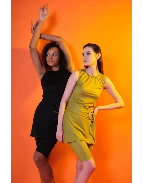 Gümüş Kemer Tokalı Sıfır Kol Yarı Kapalı Mayo