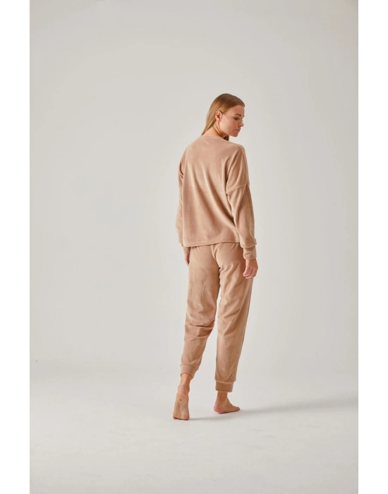 Bej Wild Taş Baskılı Kadife Kadın Pijama Takımı