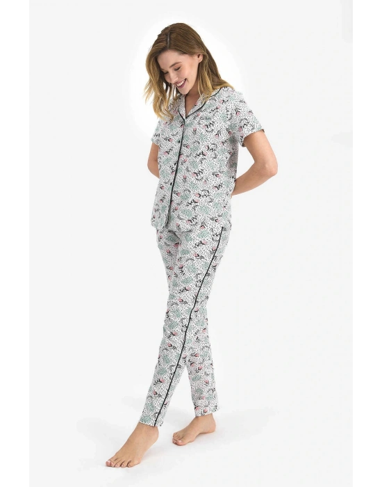 Kadın Krem Çiçek Desen Gömlek Yaka Pijama Takımı