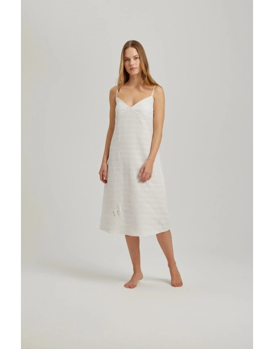 Beyaz Ip Askılı Gecelik