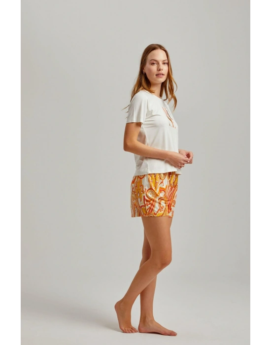Ekru Baskılı Bisiklet Yaka Tişört Şal Desen Viskon Kadın Şortlu Takım
