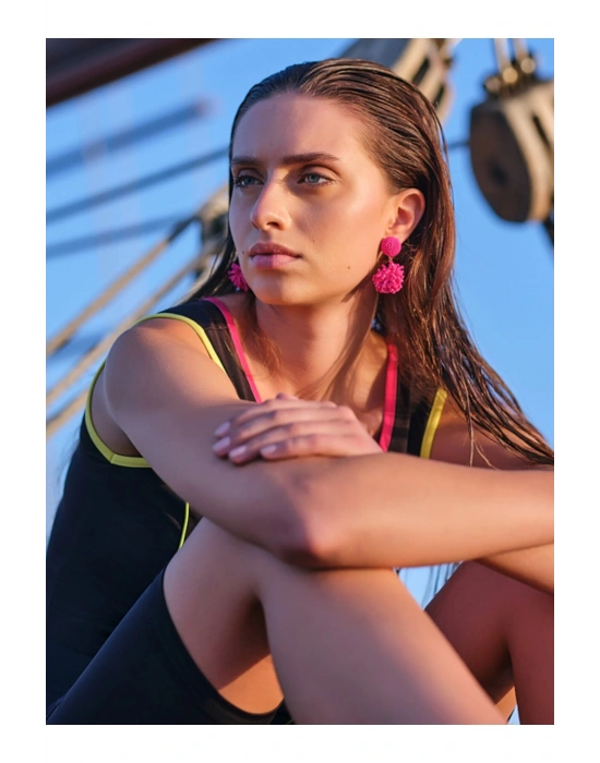 Hızlı Kuruyan Renkli Biye Süslemeli Askılı Yarı Kapalı Mayo Siyah - 24904-25