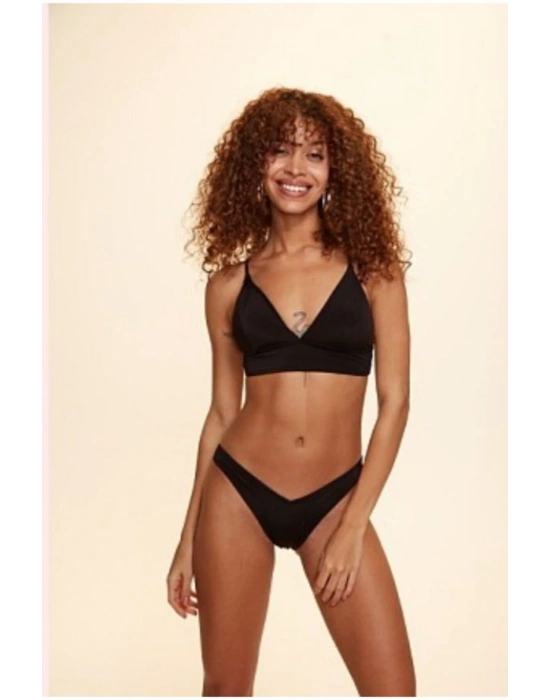 Kadın Siyah Crush Sırtı Çapraz Üçgen Bikini Tek Üst