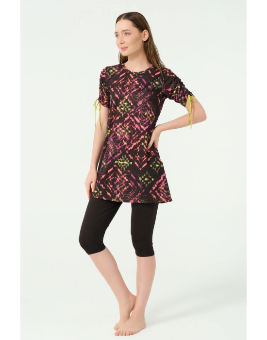 Kolu Toplamalı Yarım Kol Yarı Kapalı Mayo