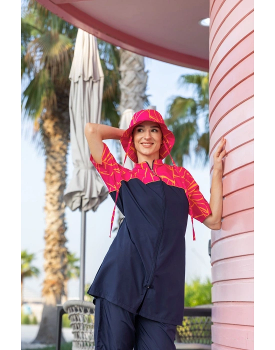 Solira Şapkalı Yarım Kol Yarı Kapalı Mayo