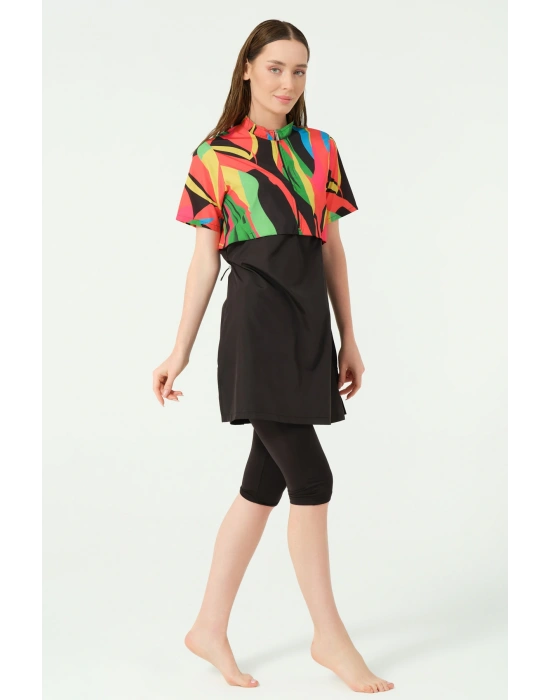 Crop Görünümlü Yarım Kol Yarı Kapalı Mayo