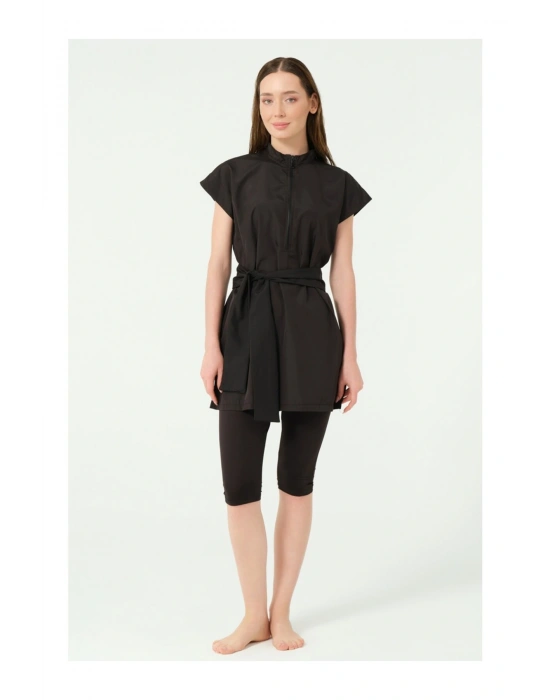 Spor Kolsuz Kol Yarı Kapalı Mayo Siyah