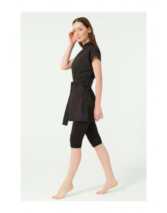 Spor Kolsuz Kol Yarı Kapalı Mayo Siyah