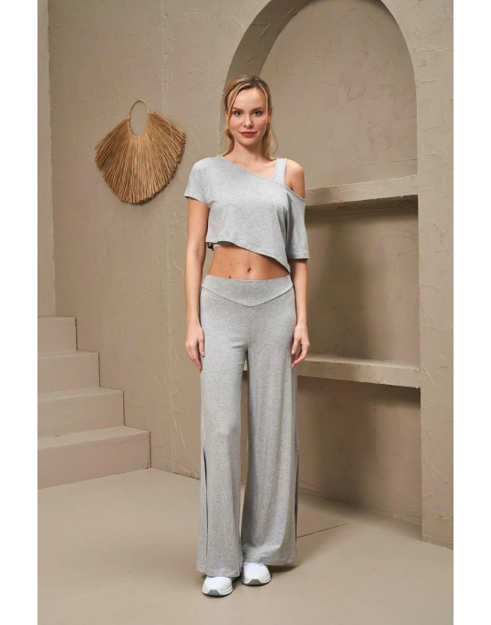 25172 Kadın Kayık Yaka Yırtmaçlı Bol Paça Büstiyerli Üçlü Takım