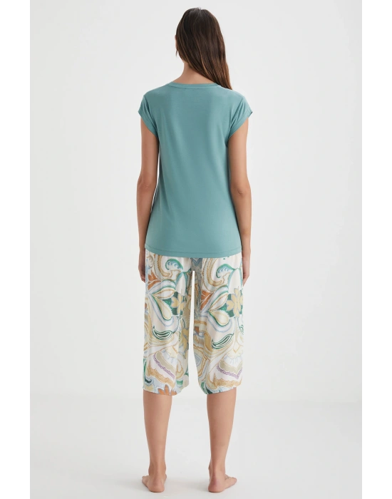 CATHERİNES YUMUŞAK DOKULU KUMAŞ KISA KOLLU KADIN KAPRİ PİJAMA TAKIM