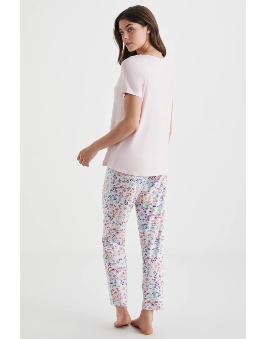 Yumuşak dokulu pijama takımı