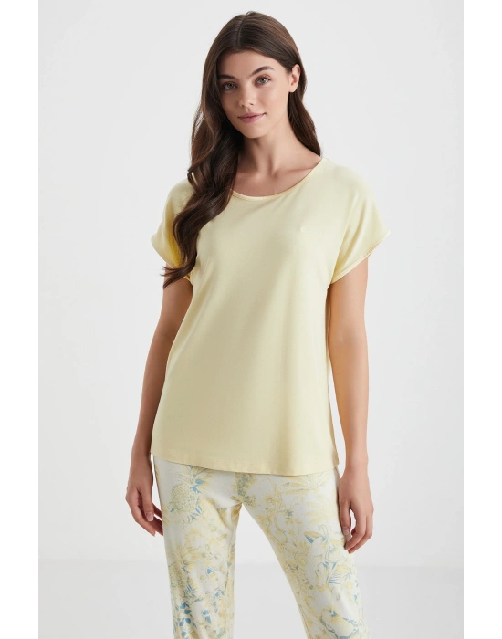 Yumuşak dokulu pijama takımı