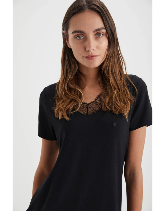 Yumuşak dokulu pijama takımı