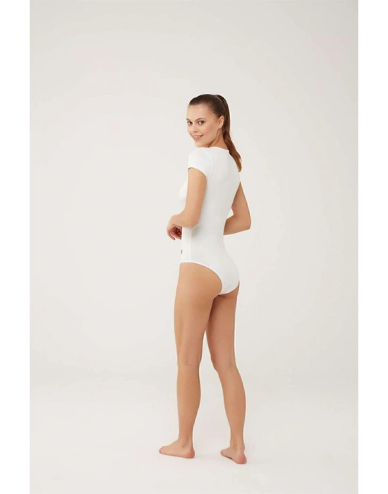 Kadın Beyaz Kısa Kollu Çıtçıtlı Body 66286