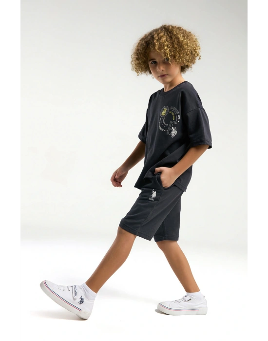 ERKEK GARSON BERMUDA TAKIM (2025-Y)