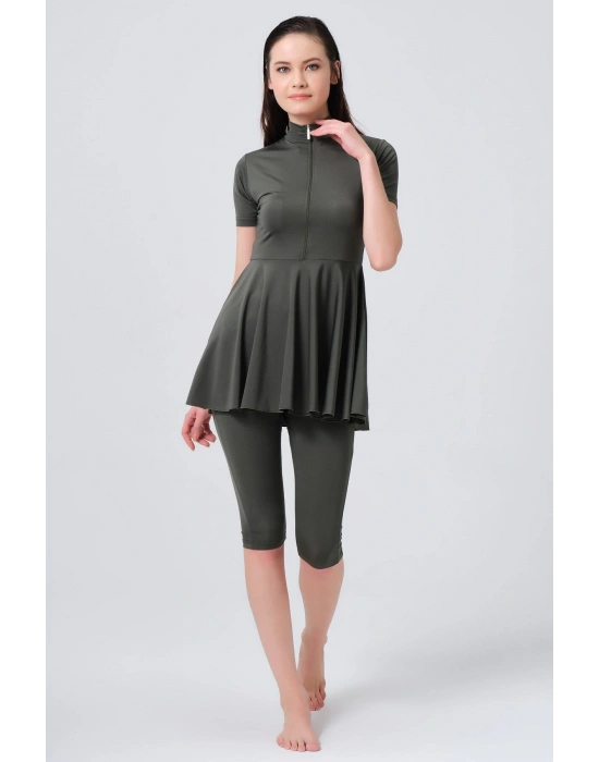 Kloş Etekli Yarım Kol Yarı Kapalı Mayo