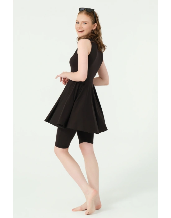 Kloş Etekli Sıfır Kol Yarı Kapalı Mayo