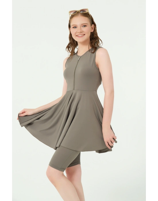 Kloş Etekli Sıfır Kol Yarı Kapalı Mayo