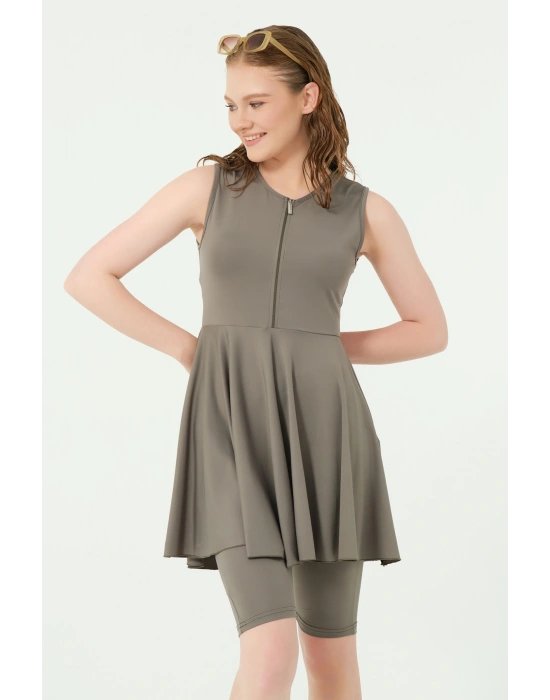 Kloş Etekli Sıfır Kol Yarı Kapalı Mayo