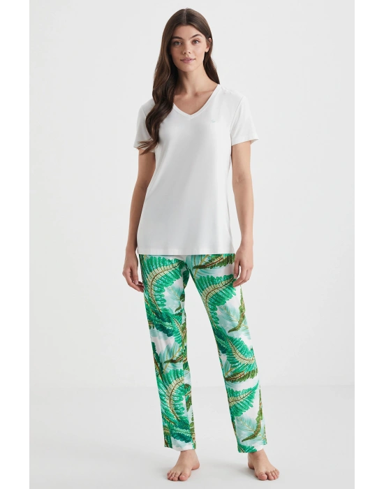 Yumuşak dokulu pijama takımı