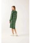 Yeşil Renk Ekose Kapşonlu Kadın Gecelik