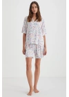 Çiçek desenli şort takım