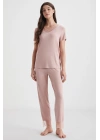 Yumuşak dokulu pijama takımı