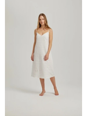 Beyaz Ip Askılı Gecelik